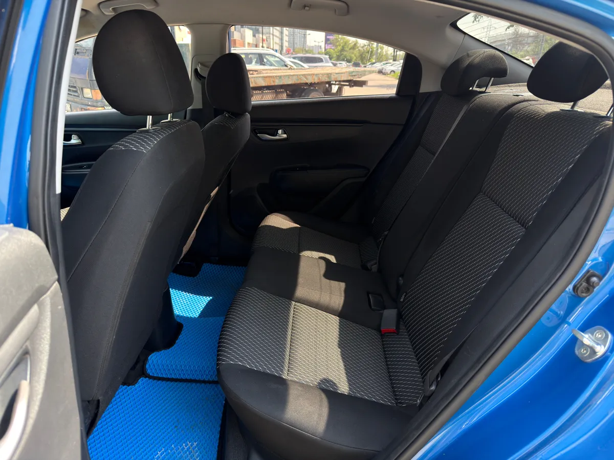 Kia Rio 1.6 AT (123 л.с.)