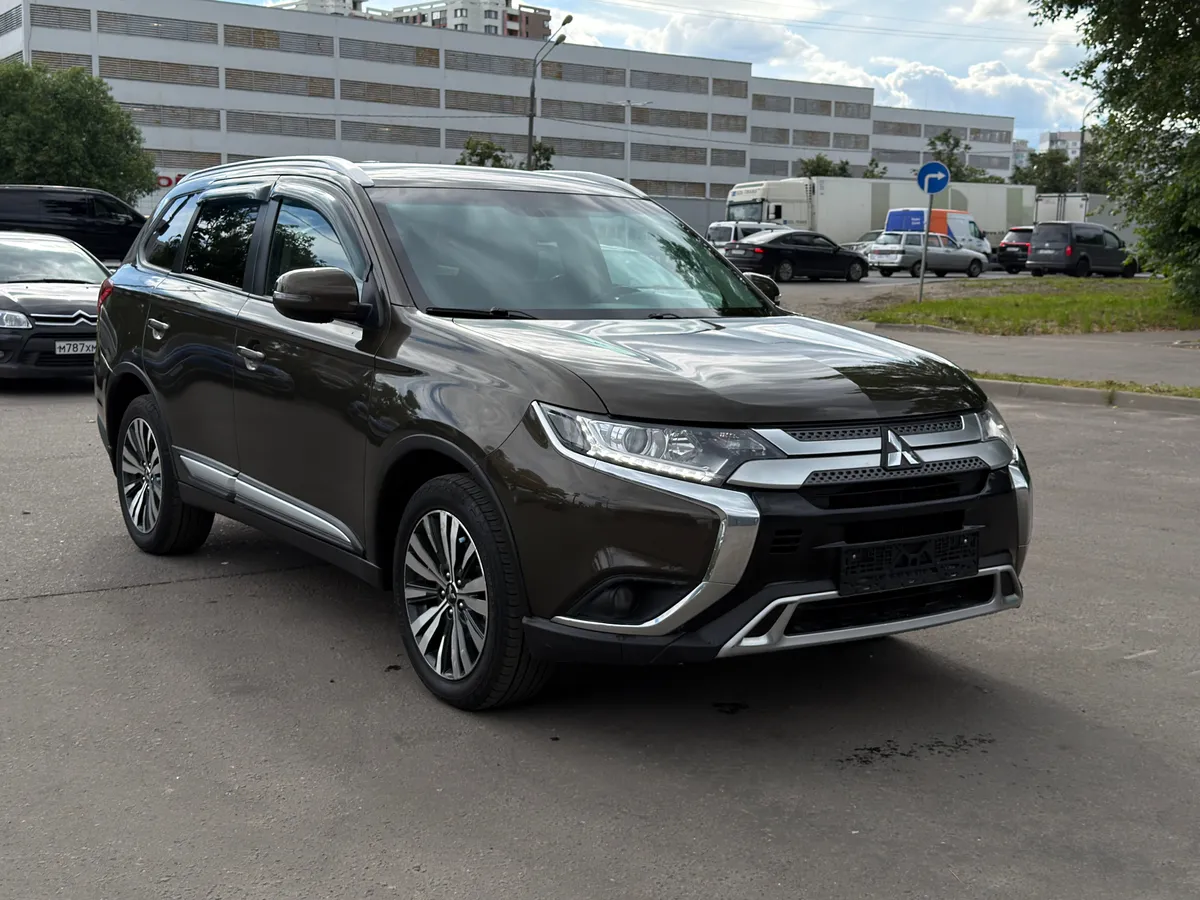 картинка Mitsubishi Outlander 2.0 CVT AWD (146 л.с.) от galaxy-auto
