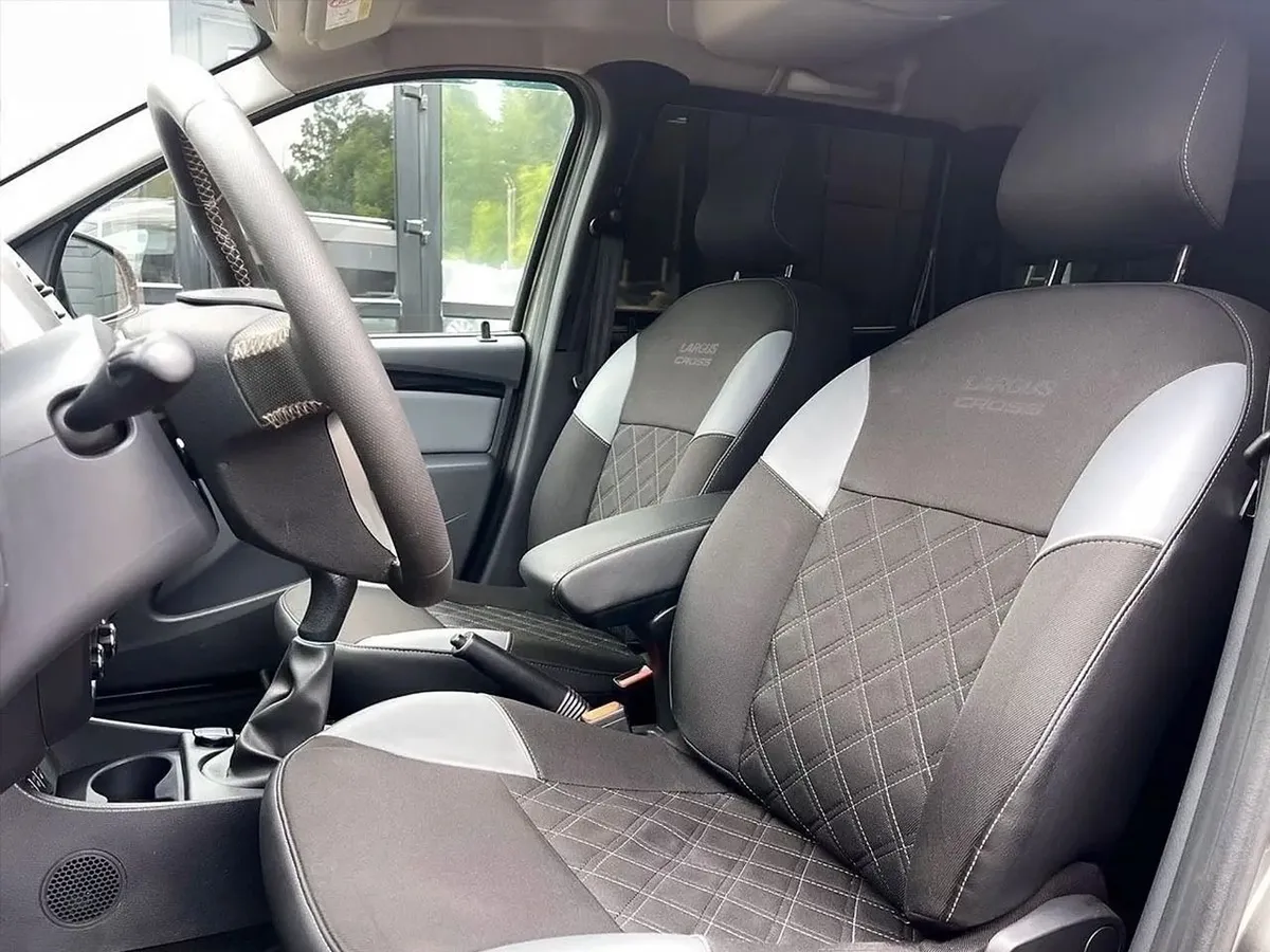 ВАЗ (Lada) Largus 1.6 MT (106 л.с.)